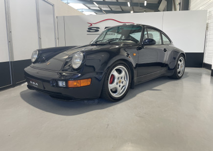 PORSCHE 911 Carrera 4 Coupé Turbo-Look (964)