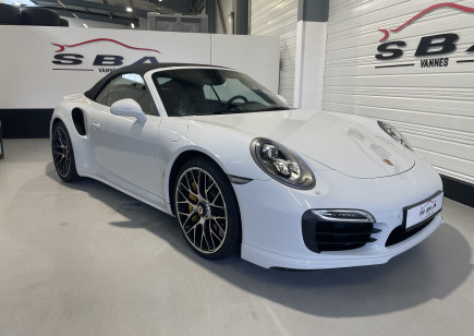 PORSCHE 911 Turbo S Cabriolet