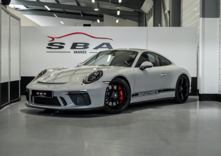 PORSCHE 911 GT3 Touring
