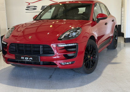 PORSCHE Macan GTS
