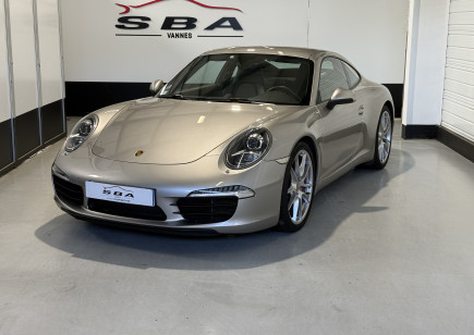 PORSCHE 911 Carrera S 
