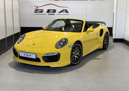 PORSCHE 911 Turbo S Cabriolet 